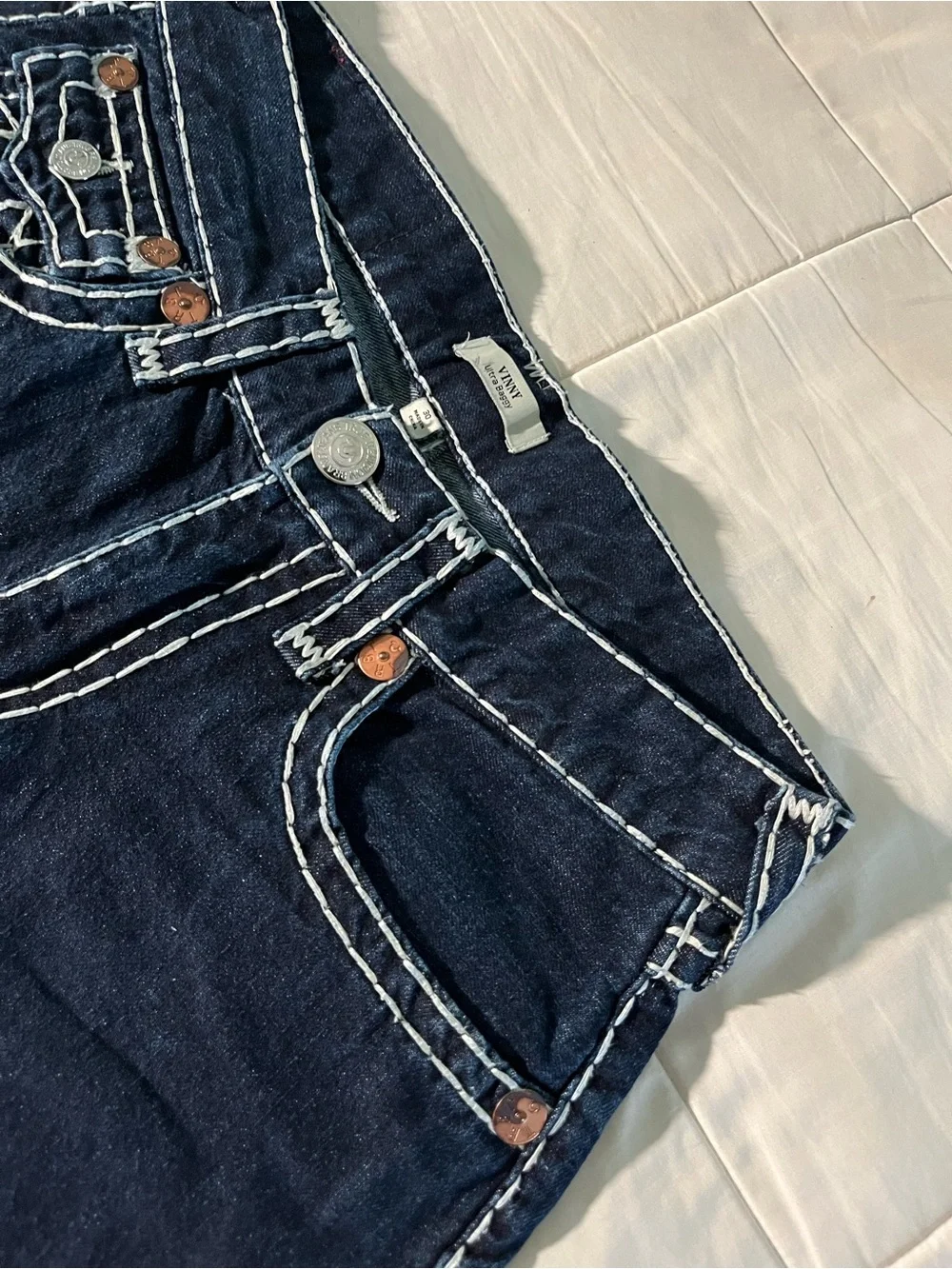Dark Blue Wide-Leg Women's Jeans with Contrast Stitching